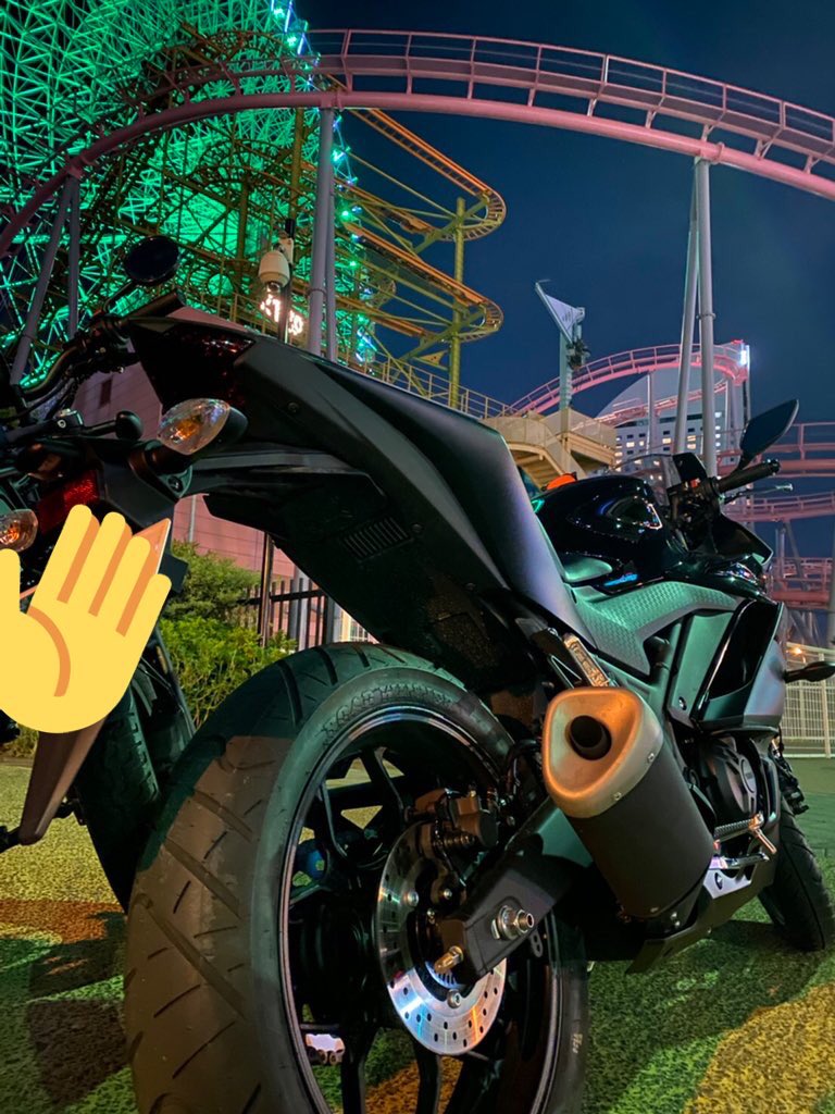 Sun_flower_Roki's tweet photo. 名前:ろき
性別:おとこ
年齢:31さい
身長:178cm
車種:YZF-R25 マットダークグレー
好き:サッカー、ゲーム、アニメ、カメラ(PENTAX一眼レフ)
一言:初心者🔰 レンタルバイクの写真から変更！笑

#バイク乗りとして軽く自己紹介
#バイク乗りと繋がりたい
#YZFR25 https://t.co/t57G7rODKm