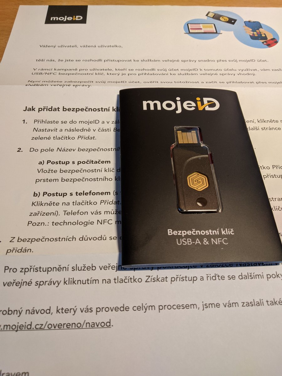 ves626's tweet photo. Dvoufázové ověření nabralo mnohem vyšší level s hardwarovým klíčem.  Díky #mojeid #overenomojeid https://t.co/mfkGXEoZpV