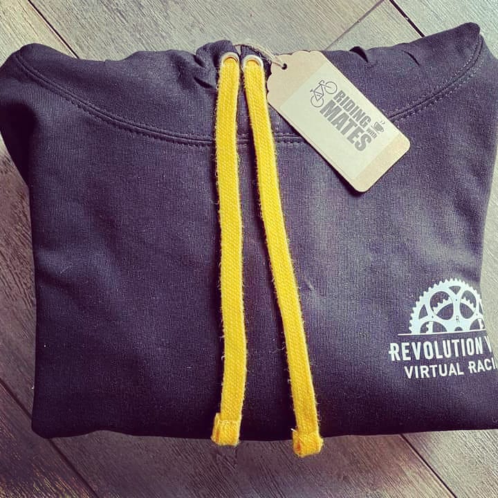 ridingwithmates's tweet photo. We showed you a sneaky peek of our first club casual wear project last week. Here it is in full resplendent colour. The ladies of REVO are going to look as hot when they're chilling as they do when riding. Get in touch if you'd to look at options for your own club. #cycling https://t.co/cMiwPgkIZV