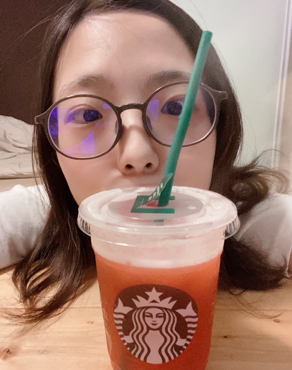 モモ 好きで生きてる スタバ新作のピンクフローズンレモネード パッションティーを夫がお持ち帰り めたんこ美味しい 毎日飲みたい フローズンが溶けても 美味しい さすが スターバックス おいしい飲み物をありがとうございます モモ 好きで生きてる スタバ新作のピンクフローズンレモネード パッションティーを夫がお持ち帰り めたんこ美味しい 毎日飲みたい フローズンが溶けても 美味しい さすが スターバックス おいしい飲み物をありがとうございます