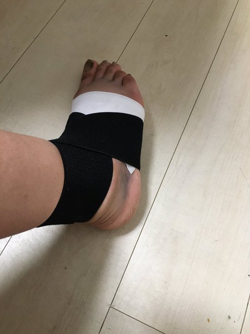 足を負傷したので騎乗位しか出来ん 