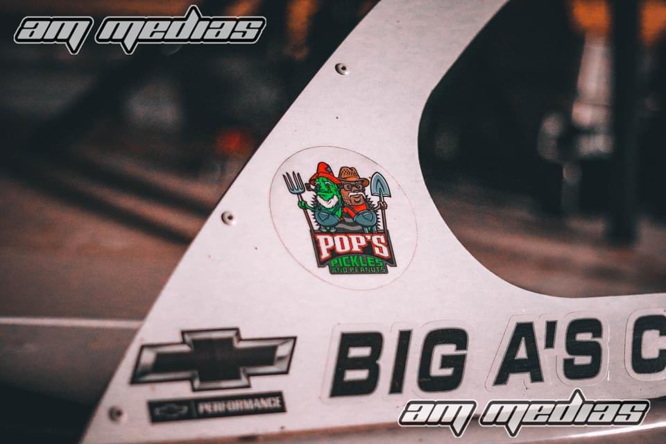 JimScuse's tweet photo. @popspicklestand @lucasdirt @Cherokee_DirtSC @KyleLarsonRacin Love those @popspicklestand Pickles 😋 https://t.co/Pmre7nx0cm