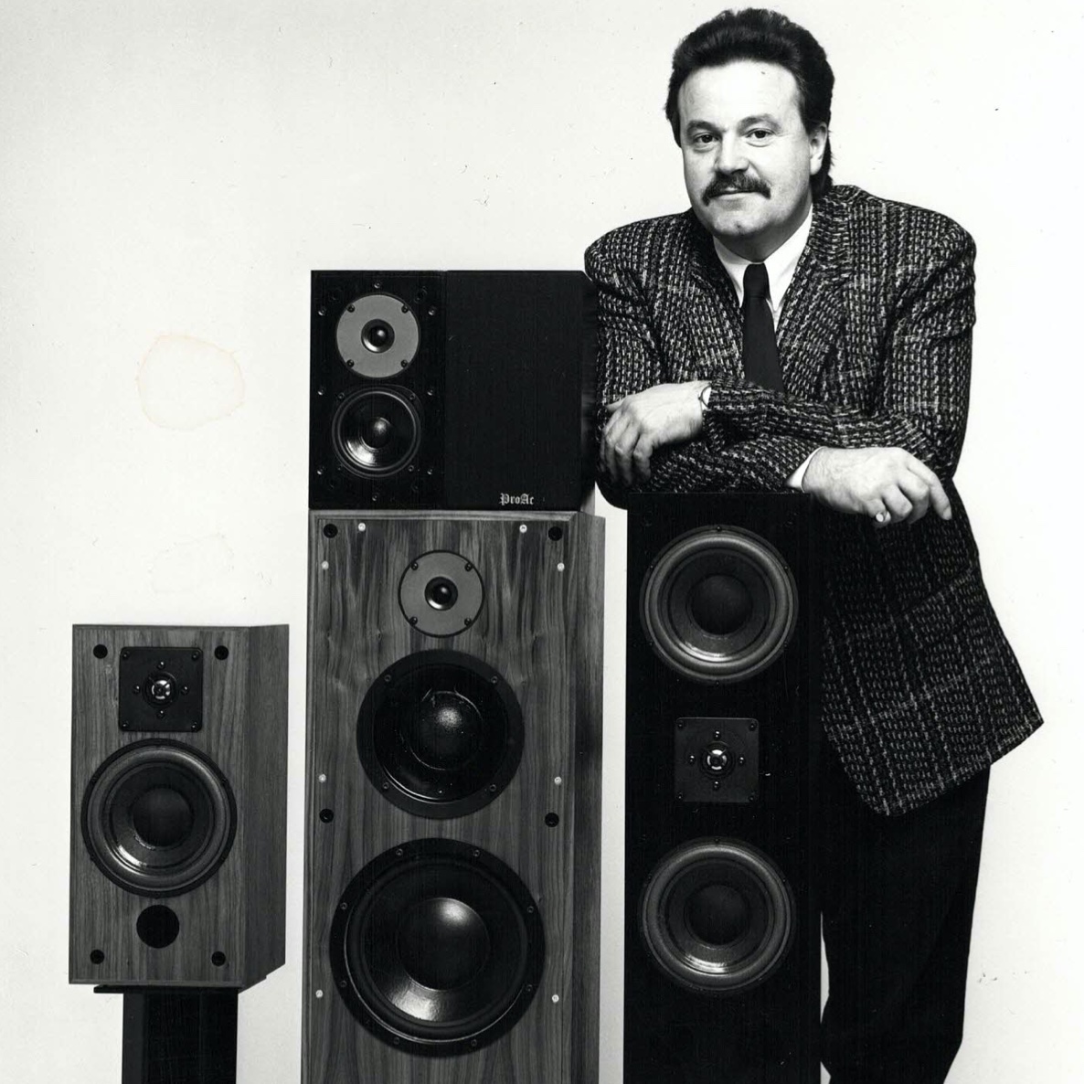 ProAcSpeakers's tweet photo. It is with great sadness that we announce the passing of our Founder &amp; Managing Director Stewart Tyler. The excellence of ProAc designs will continue under his daughter Zoe &amp; husband John, ensuring his work, influence &amp; legacy go on as we enter a new phase of the ProAc story #RIP https://t.co/6lDRcQlEHm