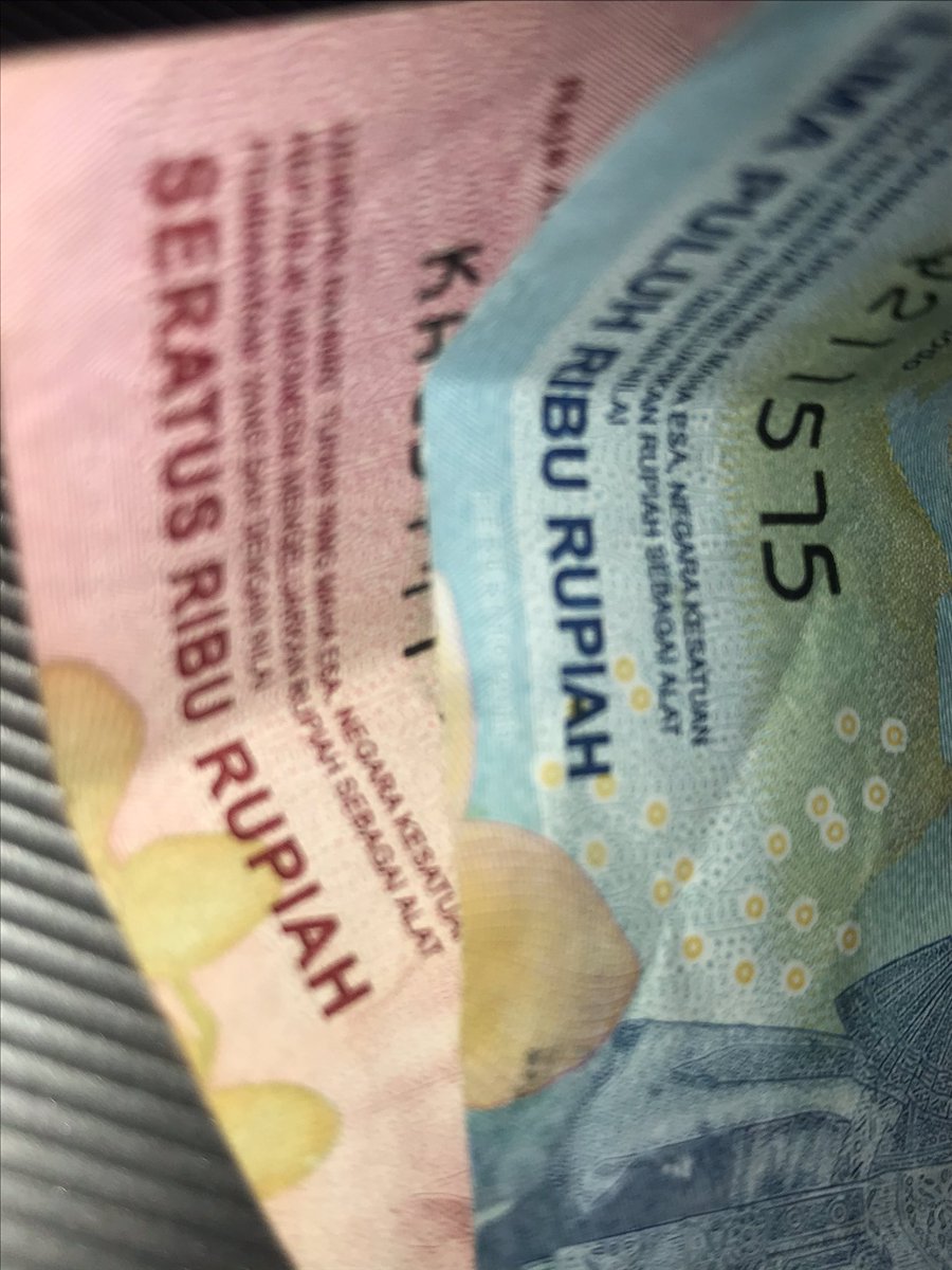 wonchips's tweet photo. y’all it’s freakin real 🥶🥶

my dad tiba2 tf spay terus my mom ngasih tadi pagi 😵😵 https://t.co/7FtVKGCeo6