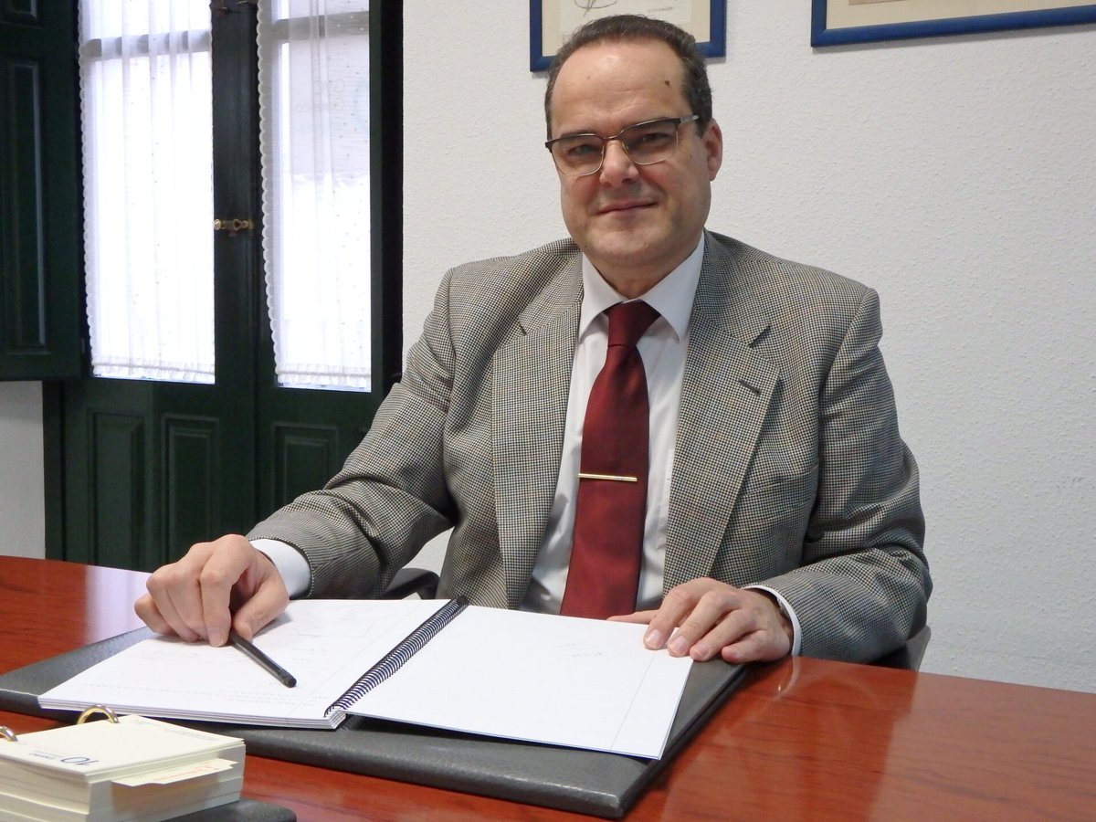 BmAulaCultural's tweet photo. Reelegido @CCifuentesJ como Presidente del club para los próximos 4 años. Más información en la web  https://t.co/jXUAeEhQMh 
#Aula8añosenlaélite #espírituAula #escueladebalonmano @AEi_comercial @Conecta2_energi @UEMC @cajaruralzamora @ufinanciera @Qampo @Scwuimac @LAsNONNA https://t.co/Z3NSOpS6fE