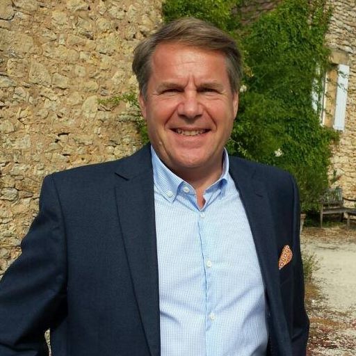 BInsynq's tweet image. 'Succes is niets anders dan positief afwijkend gedrag vertonen' - Robert Portielje