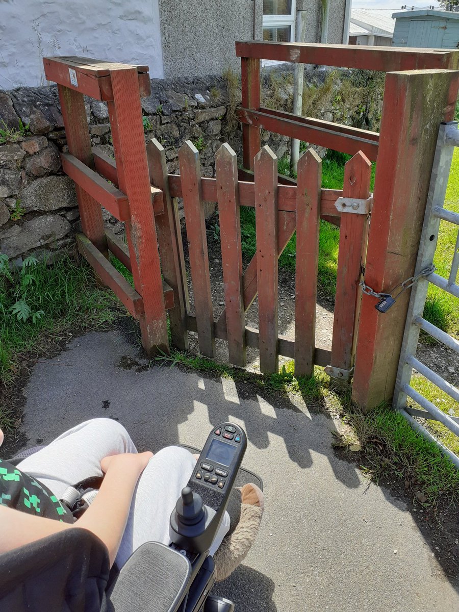 ordinaryhopes's tweet photo. Gate "to" a local park completely prevented my son from entering as there was no way to position his chair and swing the gate.

#access #DontBuildBarriers https://t.co/yeMWqP2WAY