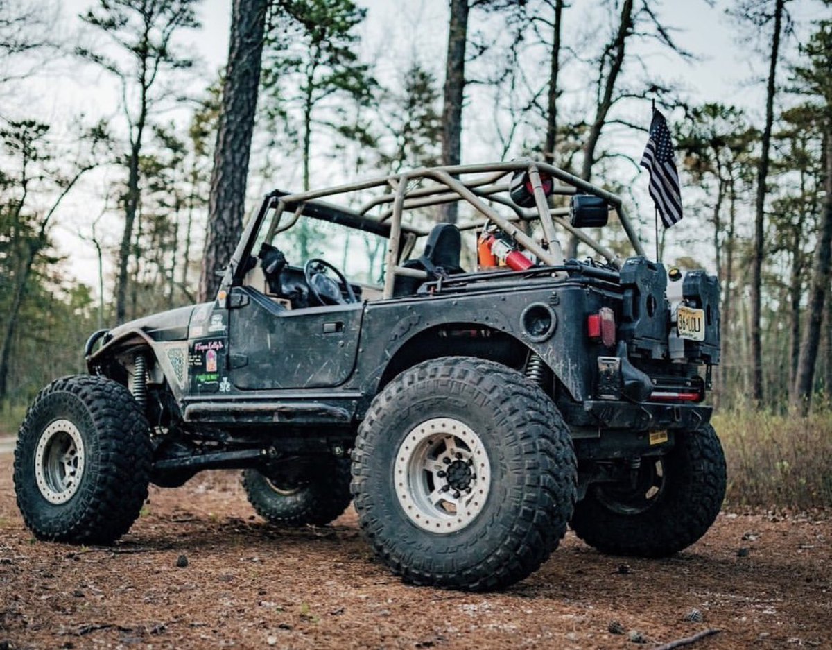 7SlotSociety's tweet photo. It makes me have feelings 😍

Photo: @joshstreetdesign
Jeep: @mannysjeepin

#Jeep #Wrangler #JeepWrangler #JeepLife #JeepWave
#Offroad #Explore #Adventure #4x4 #Overland
#JeepBuild #JeepBeef #JeepTeam #JeepCrew
#SevenSlotSociety #SevenSlot #SevenSlots #7Slot #7SlotSociety https://t.co/GiCKypBL2L