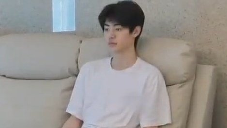 and when sunghoon goes like this