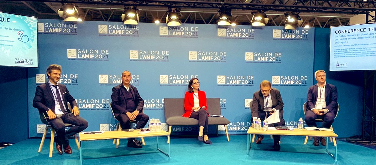 C’est parti pour la conférence thématique sur « La data, nouvel or blanc des collectivités : comment mieux organiser la gourvenance de la donnée publique ? » avec <a href="/AdeMontchalin/">Amélie de Montchalin</a> <a href="/ebothorel/">Éric Bothorel #FluctuatNecMergitur</a> <a href="/christopheip/">Christophe IPPOLITO</a> <a href="/romainmazon/">romain mazon</a> et notre <a href="/joelgombin/">Joel Gombin (@joelgombin.bsky.social)</a> 🤩!
#SalonAMIF