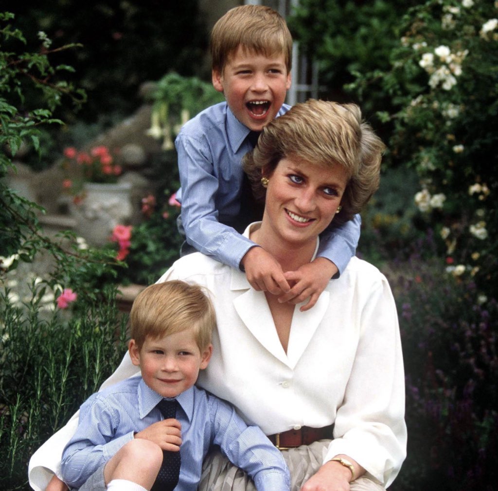 Happy Heavenly Birthday to a wonderful woman and Mother. 

Boy, how I miss Princess Diana   