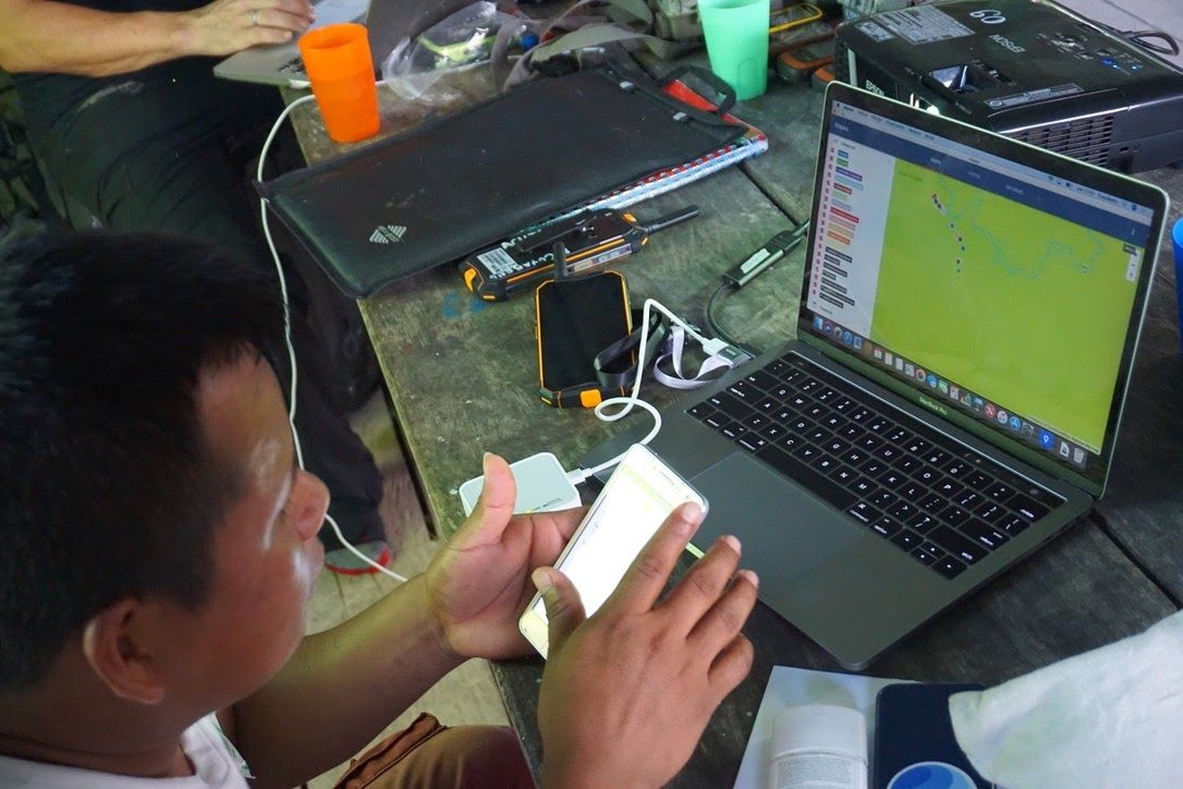 Mapbox's tweet image. Looking for participatory mapping tools?📍 Discover Terrastories, Mapeo, and more in @digidem’s new Earth Defenders Toolkit: earthdefenderstoolkit.com/toolkit/mapeo-… #EarthDefendersToolkit #participatorymapping #gischat