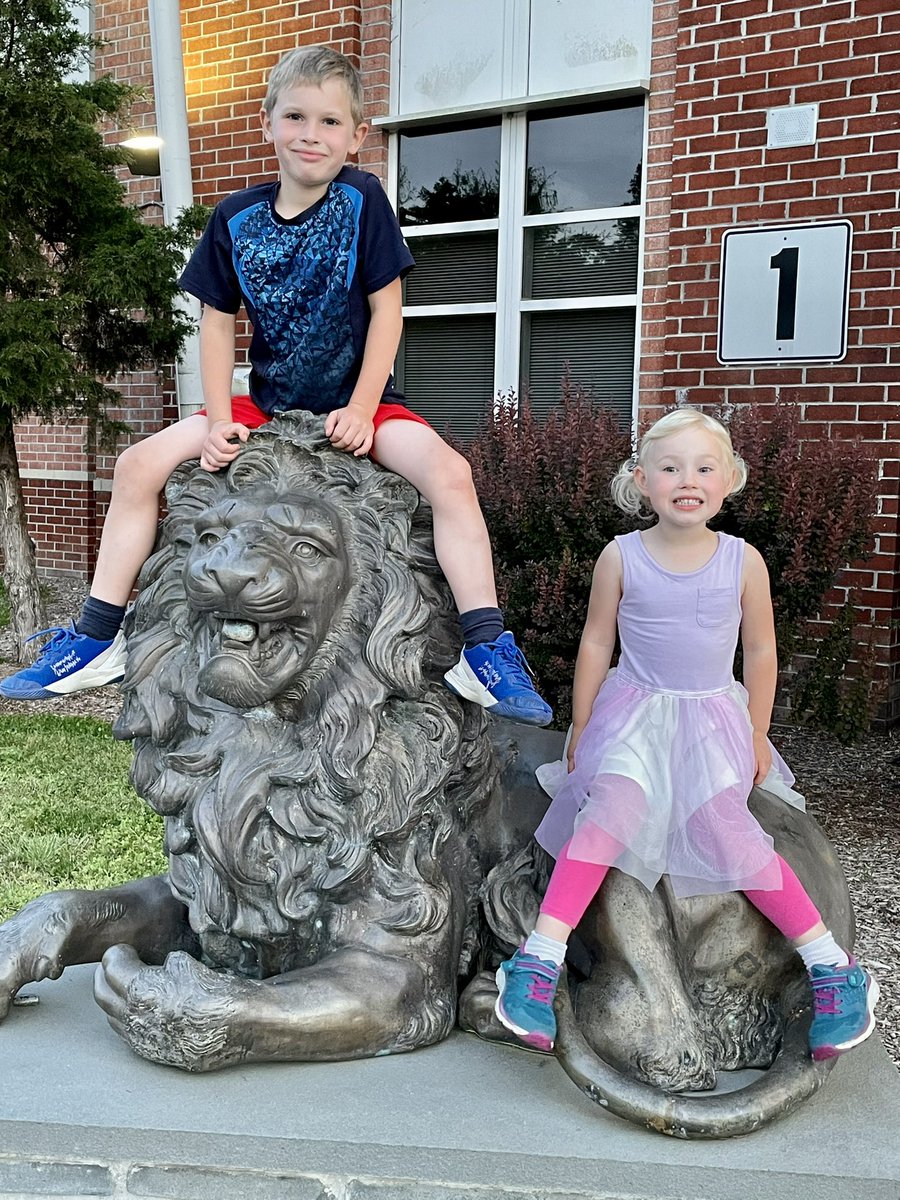 JustinThroupe's tweet photo. Yesterday was my last official day of serving the students, families, and staff at Warhill. Thank you for all the great times we shared together. My family and I will treasure them forever. Keep exemplifying #thewarhillway in all you do! @WarhillHigh https://t.co/UvSsg7kQmS