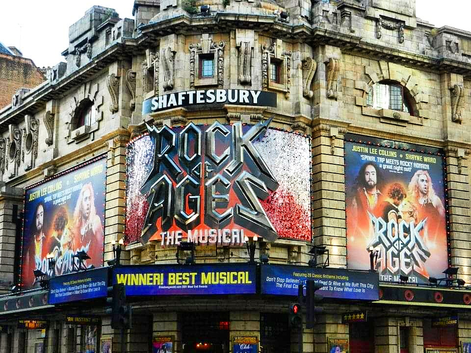 #TBT #RockOfAges #Musical #Play #Theatre #London #UK #England #WestEnd #ShaftesburyTheatre #VisitTheatre #Discover #Arts #Entertainment #ShaftesburyAvenue #ComingBack #VisitLondon #Throwback #ThrowbackThursday #SaveTheArts #Arts #Movie @OliverTompsett @iam_jlc @shayneTward