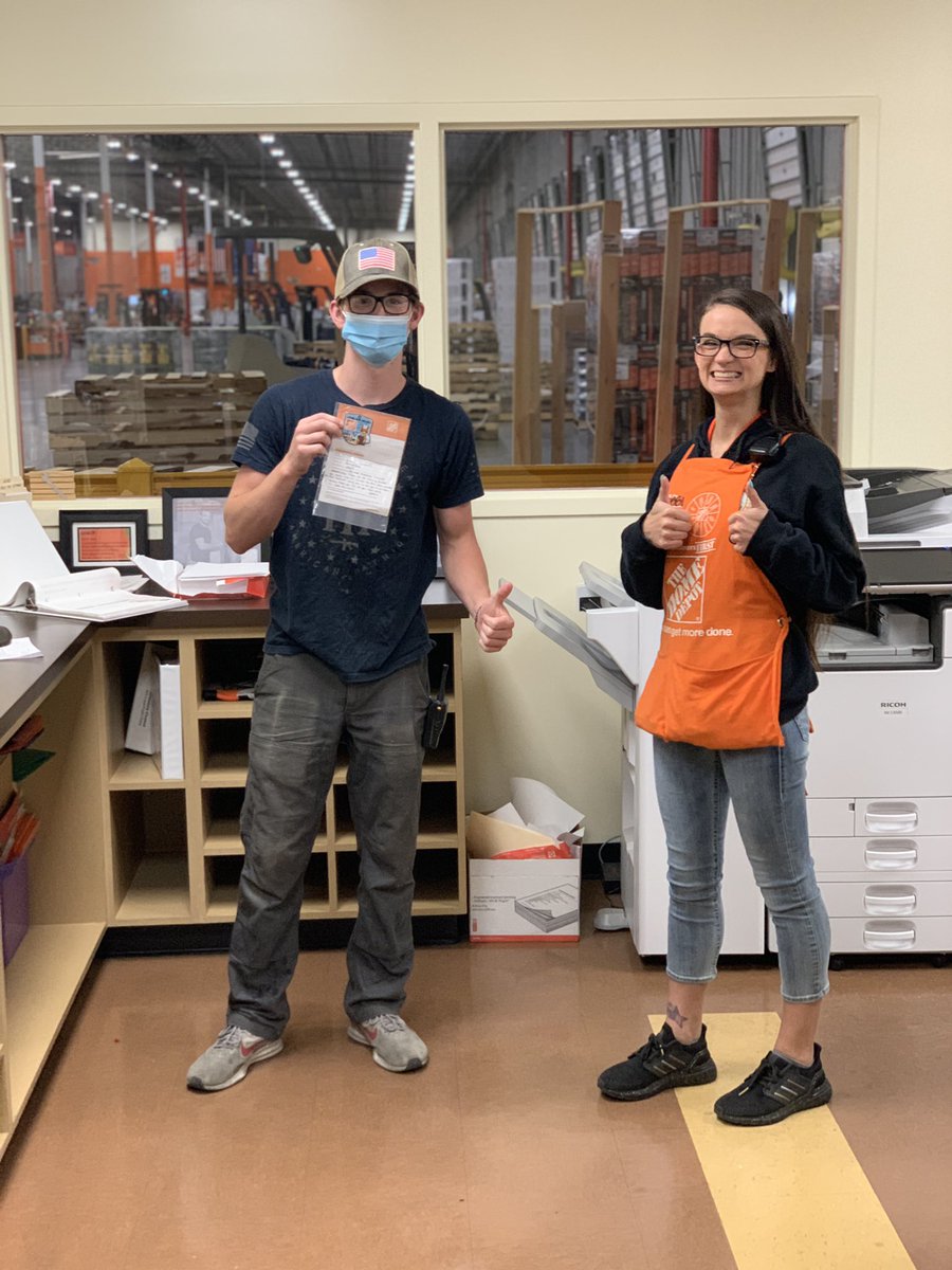 Recognizing Isaac for his help assisting in Fluid on the Panda lines! Thank you for your flexibility!! <a href="/HdNugent/">Kyle Nugent</a> <a href="/akjw/">Jeremy Wallis</a> @veronicaHRM5639 @veronicaHRM5639 #homeraward