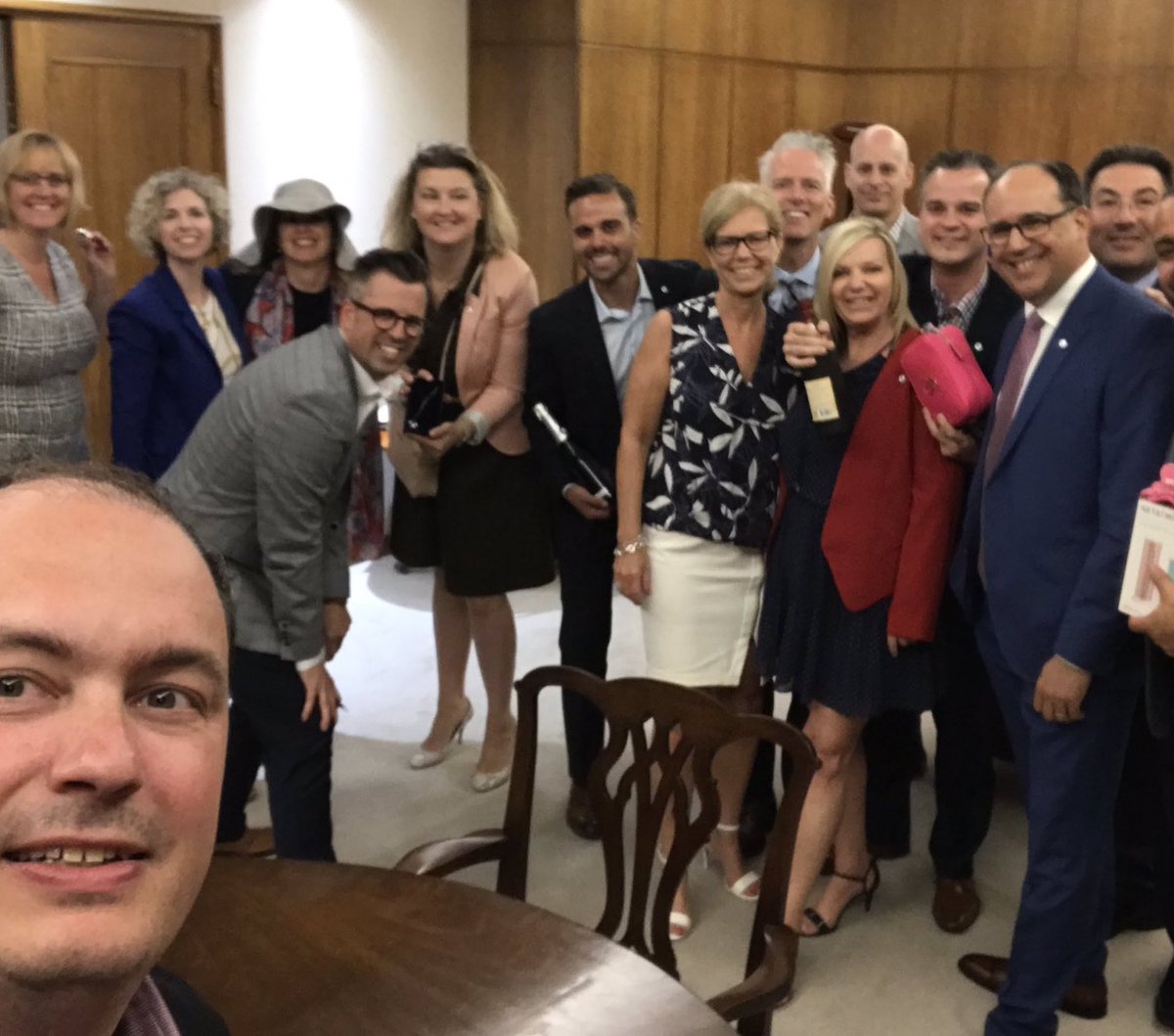 Robert Kiricsi tweet media