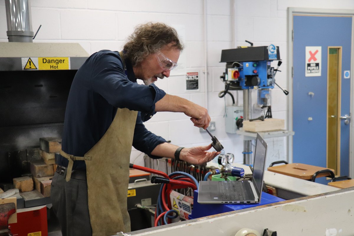 Stratford upon Avon School tweet media