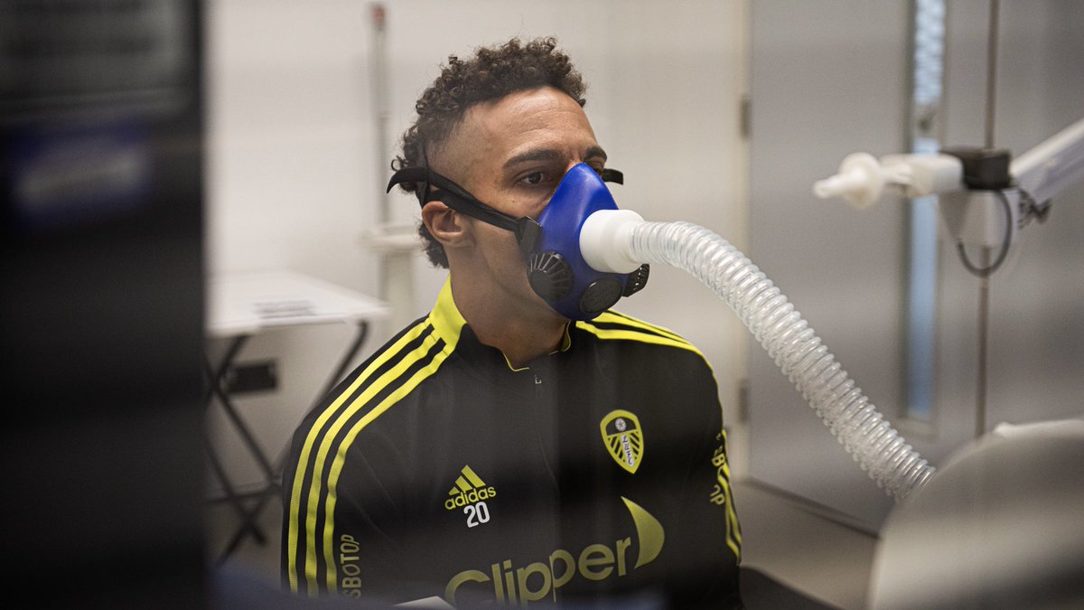 Leeds United tweet media