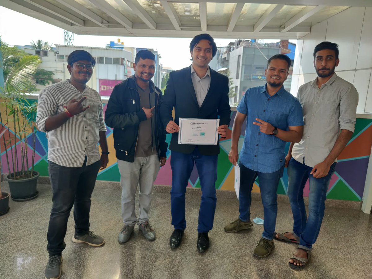 SantanuB01's tweet image. Great new from friend & fellow @MIT alum Gautham Pasupuleti. His medical device startup, Biodesign Innovation Labs, was named the Pandemic Response Prize winner in Cisco #GlobalProblemSolverChallenge 2021! #Tech #Entrepreneurship Congratulations @bild_labs @gautham_009 @Cisco