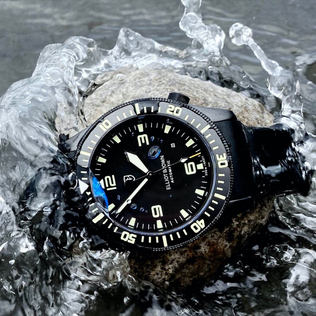 The Elliot Brown Holton Professional Collection - Up for any adventure or occasion, with superior good looks and comfortable wear.

#EBwatches #Wornbyadventurers / #Burrells

Discover Elliot Brown Watches today: zcu.io/yg0z