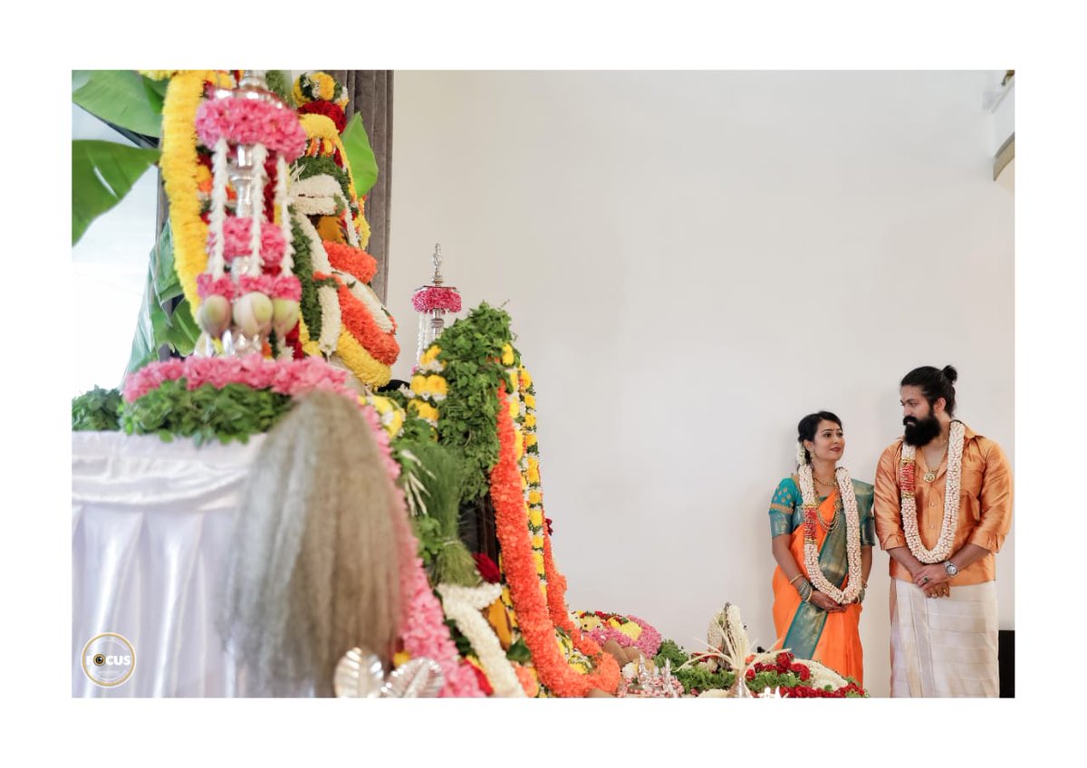 thisisputta's tweet photo. Today @TheNameIsYash &amp; @RadhikaPandith7 Done with Their New House Opening Ceremony. Here the Few Pics Of It  #KGFChapter2 https://t.co/reXMDiogSu