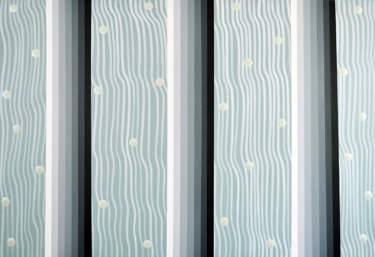 ClareCrouchman's tweet image. ALIGNMENT until 18th July @ACartgallery53
In 2019, after 25 years of making highly distinctive abstract ceramic panels, for which she became well-known, Clare Crouchman embarked on a new challenge: painting! #soloshow #clarecrouchman #repetitivepatterns #interiør #COSart2021