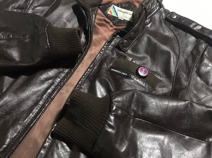 サイズと状態も良かったし なんか懐かしくなって買ってしまった 夏なのに 