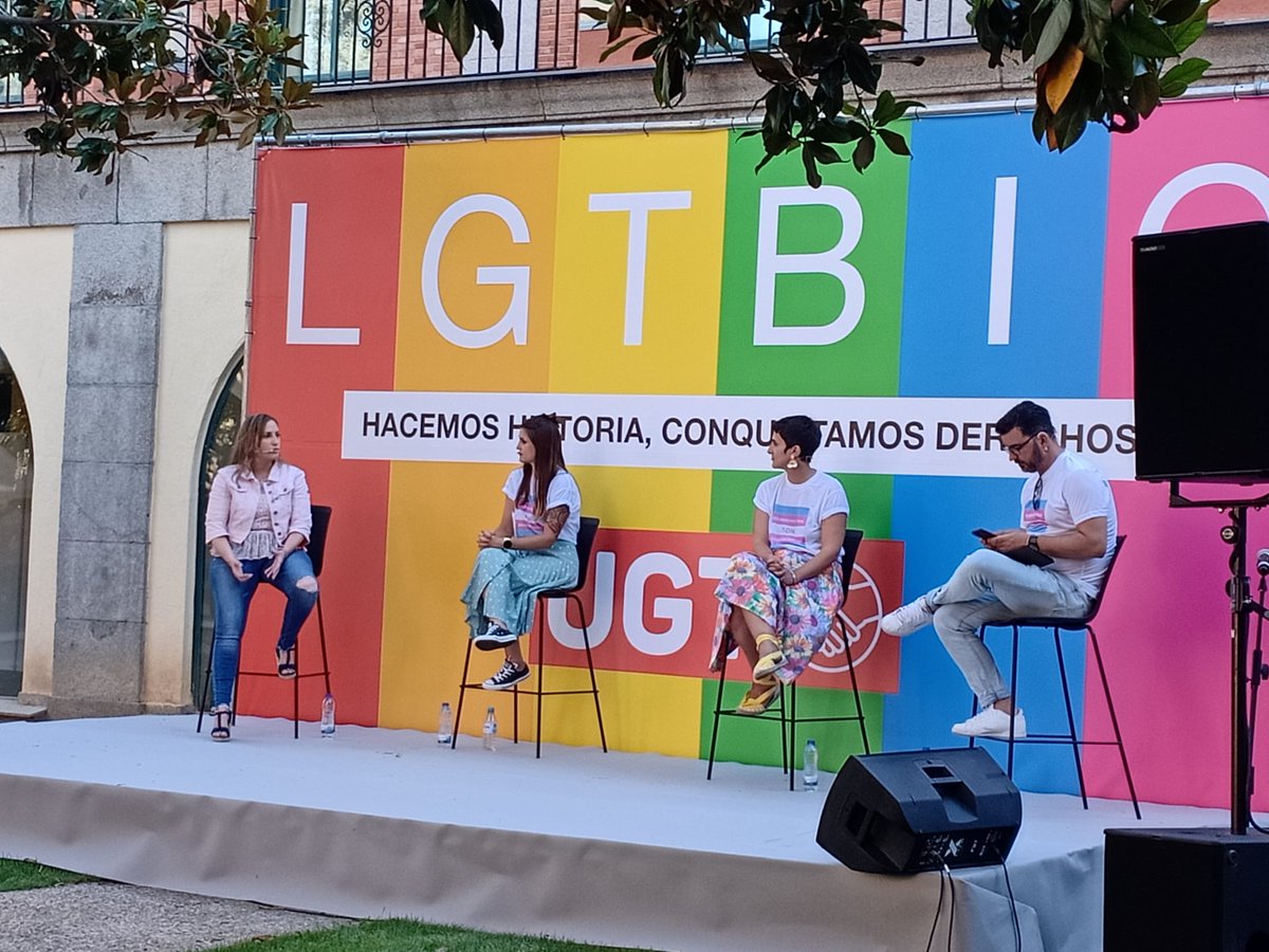 FeSMC_UGT's tweet photo. Nuestra Vicesecretaria General y de #Igualdad de @FeSMC_UGT, Marina Prieto, interviniendo en la jornada #LGTBI organizada por @UGT_Comunica en #Orgullo2021. https://t.co/NNJEtrpxvj