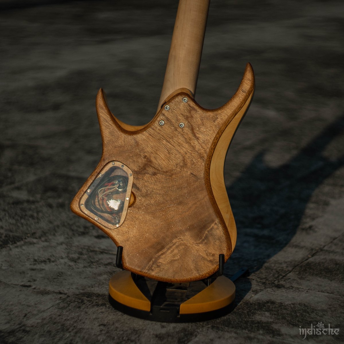 Indische Guitars Indischeguitars ট ইট র
