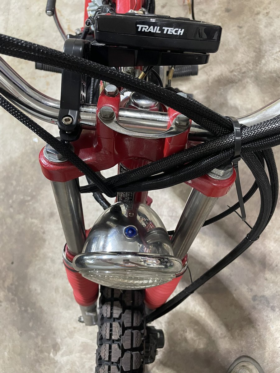 Unobtainium33's tweet image. You gotta love when you can add some twenty-first century touches to vintage motorcycles. 

#trailtech #speedometer #tachometer #motorcycle #speed #speedo #technology #tech #honda #cb125 #unobtainiumcreations #streettracker #caferacer