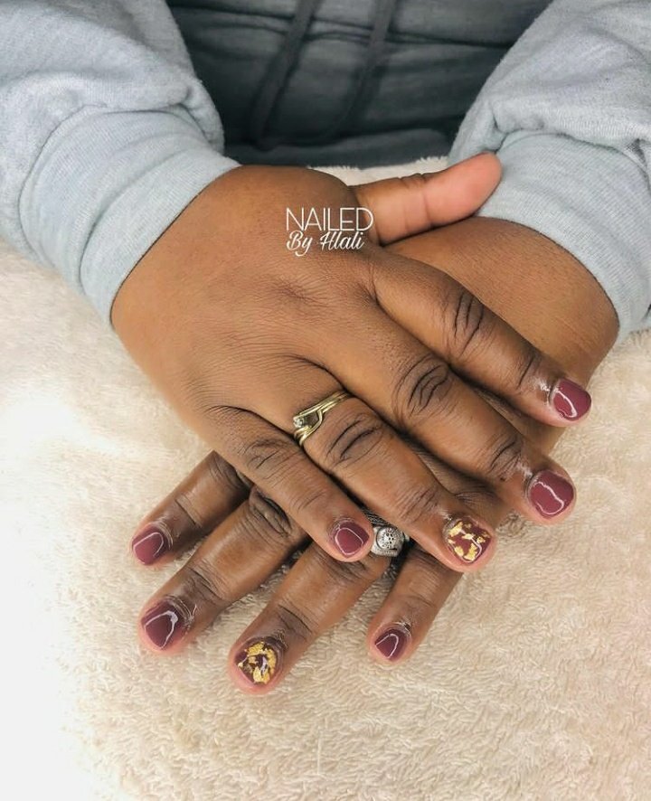 Av_wildflower's tweet image. My friend is running a cute special for  anyone who lives in PE. She specializes in gel so do best❤
NailedByHlali on IG
#PETwitter