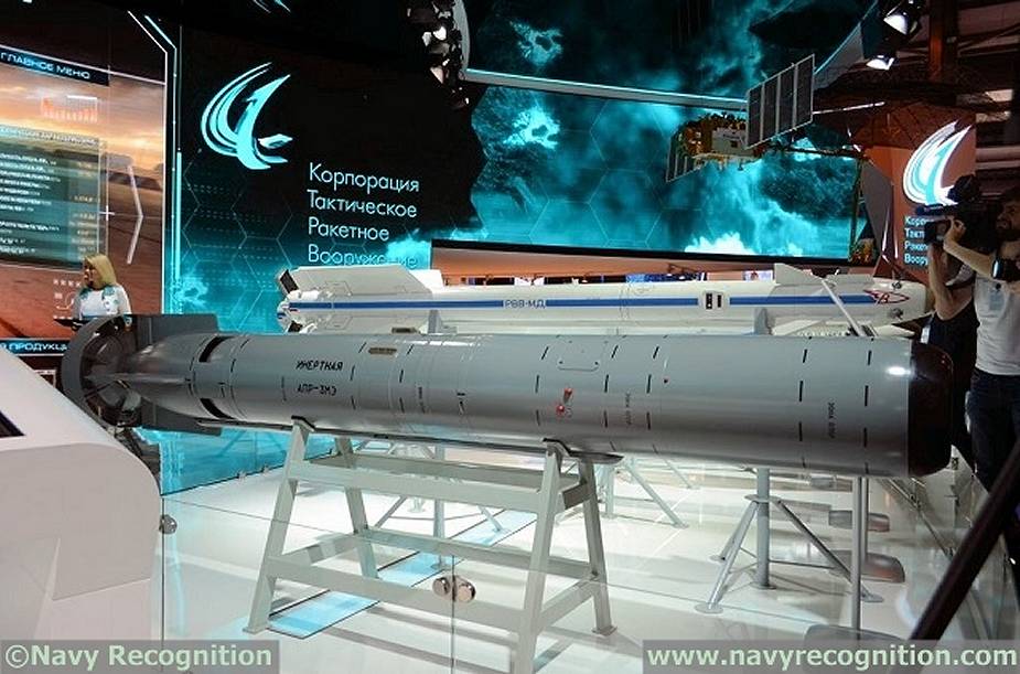mrlynx_oficial's tweet photo. #KTRV launched production of the advanced #APR3ME air-to-submarine missile. The missile can be launched from #Tu142 and #Il38 maritime patrol aircrafts, as well as #Ka28 #ASW helicopters to destroy underwater threats moving at a speed of up to 80 km at a maximum depth of 800 m. https://t.co/E6072sKOVh