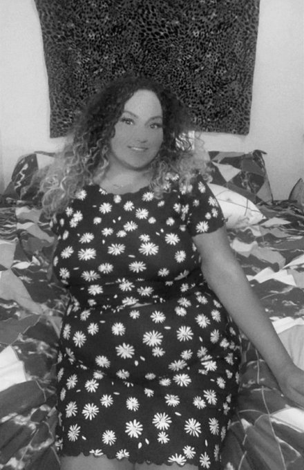 Can you tell I&rsquo;m feeling myself today? 😇 #bbw #bigandbeautiful #worshipthecurves #curvyconfidence #curvesarebeautiful<a href="/tag/bbw"class="tags">#bbw</a><a href="/tag/mixed"class="tags"><span>#mixed</span></a><a href="/tag/boriqua"class="tags"><span>#boriqua</span></a><a href="/tag/curvesarebeautiful"class="tags"><span>#curvesarebeautiful</span></a><a href="/tag/curvyconfidence"class="tags"><span>#curvyconfidence</span></a>