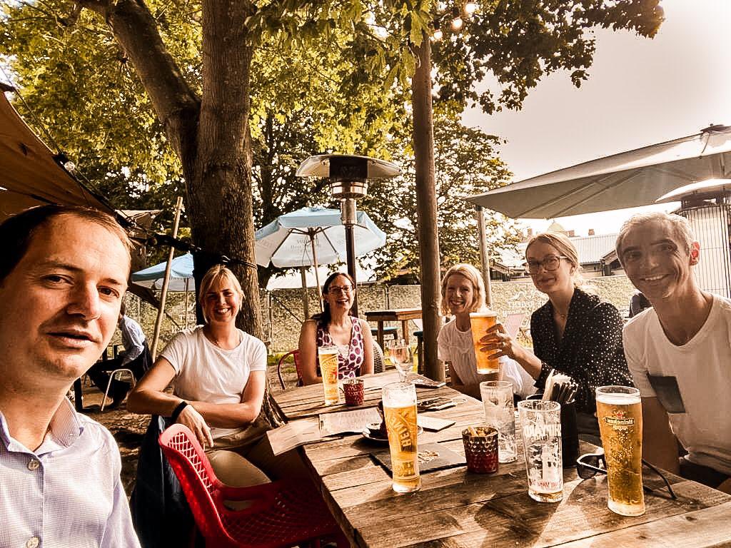 Glenn Nielsen (@gnielsen_physio) on Twitter photo Physio4FMD socially distanced team meeting, prepping for round 2 of recruitment <a href="/Sarahmc10017575/">Sarah McRae</a> <a href="/CameronMoss3/">Cameron Moss</a> <a href="/hmbnoble/">Hayley Noble</a> <a href="/amstrudwick/">Ann-Marie Strudwick</a> <a href="/kateoholt/">Kate Holt</a> <a href="/Physio4FMD/">Glenn Nielsen</a> Physio4FMD socially distanced team meeting, prepping for round 2 of recruitment <a href="/Sarahmc10017575/">Sarah McRae</a> <a href="/CameronMoss3/">Cameron Moss</a> <a href="/hmbnoble/">Hayley Noble</a> <a href="/amstrudwick/">Ann-Marie Strudwick</a> <a href="/kateoholt/">Kate Holt</a> <a href="/Physio4FMD/">Glenn Nielsen</a>
