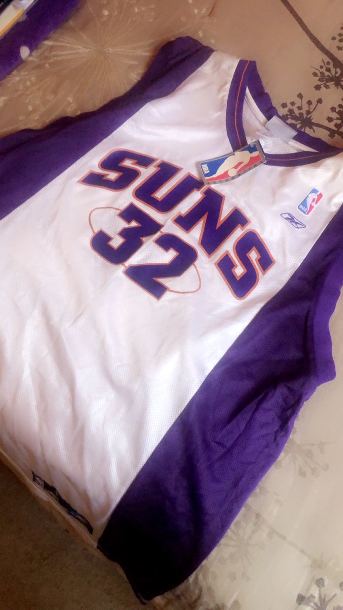 KeshP_KP's tweet photo. Jalen wants my old #Stoudemire #jersey 🤣🤣🤣! https://t.co/E8Qv0B4ZLS