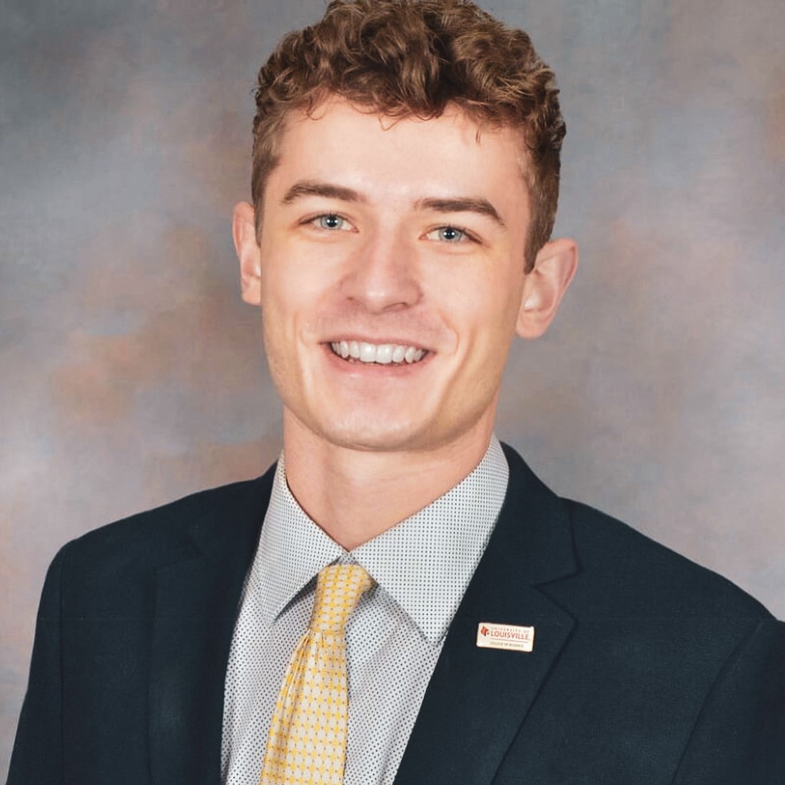 Congratulations to our 2021 Fraternity Man of the Year, Dalton Everett! Dalton is a member of Sigma Chi, and his nominator wrote: "He is always one to offer a hand, even if he's got both tied up, and to help make any impact which can make someone's life easier."
