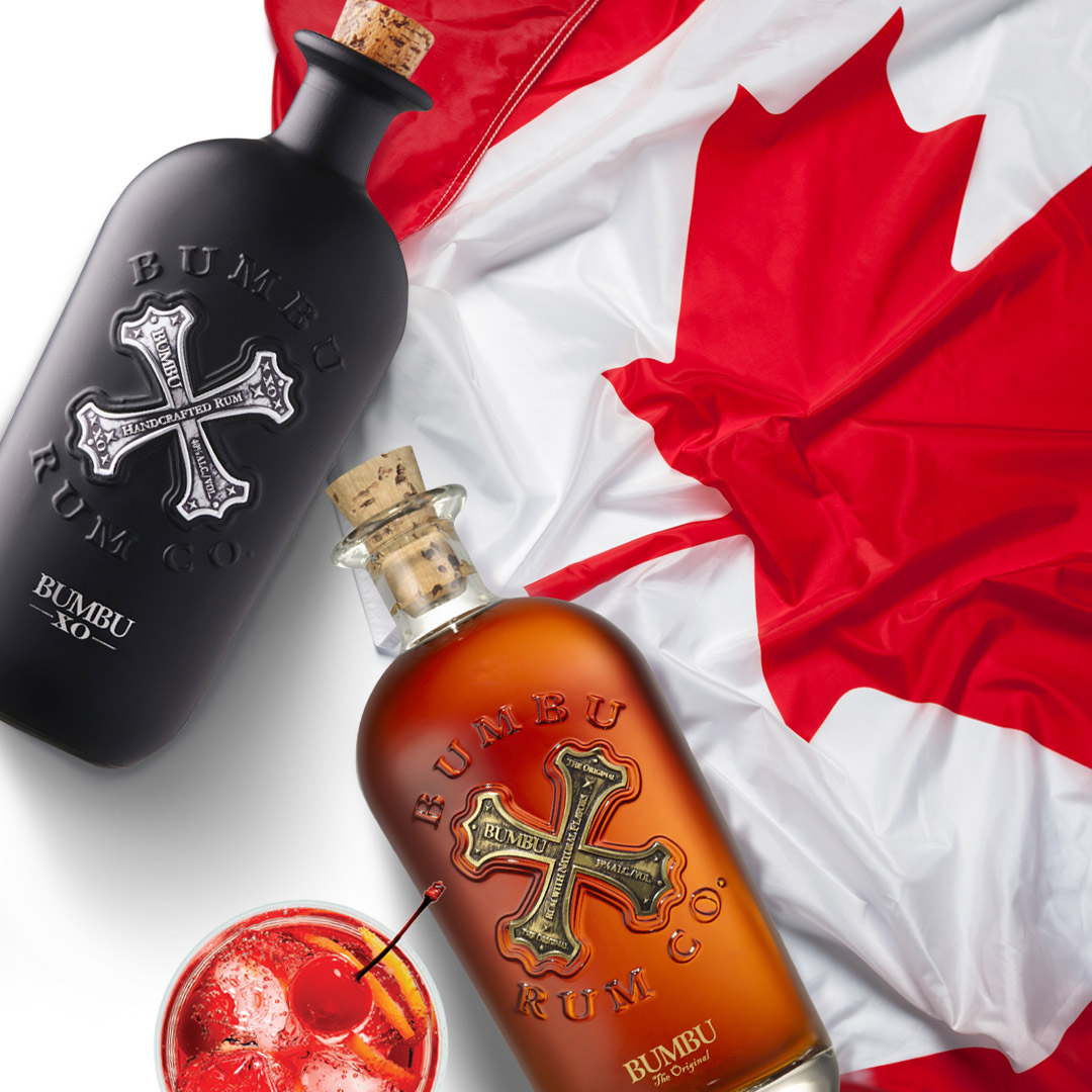 CSVS_QC's tweet image. Joyeuse fête du Canada! 🍁  Célébrez avec une bouteille de @originalbumbu, le rhum Premium du Canada. Le Bumbu apporte un beau équilibre et une douceur exceptionnelle qui rendent ce rhum parfait pour la fête du Canada. #Bumbu et #BumbuXO sont disponibles au #Quebec à @lasaq.