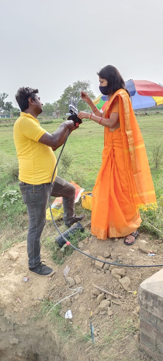 vandanatiwari's tweet image. सीएससी मेरी पहचान #CSCseGRAMSWARAJ @OfficeOfRSP @CSCegov_ @dintya15 @abhi481  @rsprasad @Madhurlast40 @CSCUttarPradesh
#womenempowerment @wifichoupal