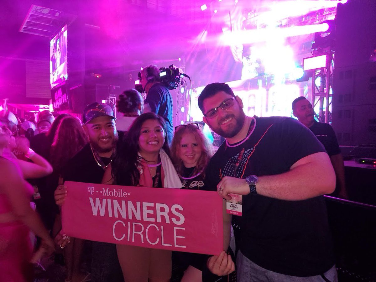 TOPsFrontline's tweet photo. Best magenta moment with my wife at the 2018 Winner Circle In Puerto Rico #MagentaMemory about to see DJ Khaled…from @BIGxALxMAGENTA #TOPSChampion #BestofFrontline #TOPsAlumni https://t.co/Qz0NyIIZYd