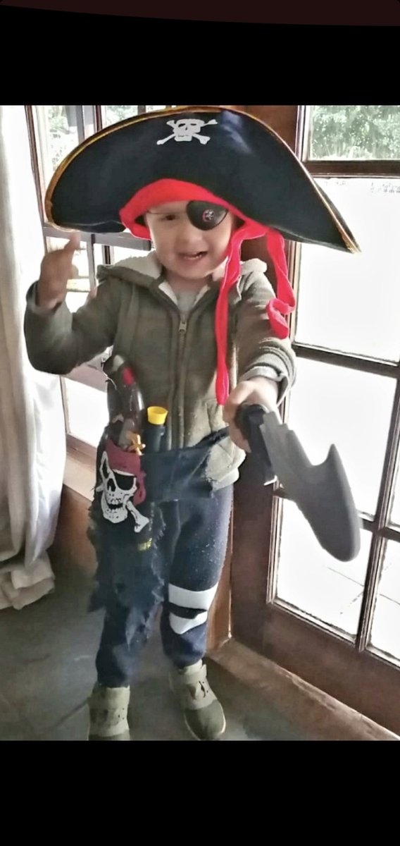 KelvinW40709444's tweet photo. #silversqueeze 
Fookers gonna fook
With paper 
Precious Independence Day 🌎
Rum. Check 
Powder. Check.
Sharpsteel. Check. 
Capt no beard be ready to pounce.
Ready?
Chaaaarge me hearties. Again and again. 
#silver #wallstreetsilver #SilverBacks #silverismoney #getsilver #GOLD https://t.co/VS2OsSZwm7