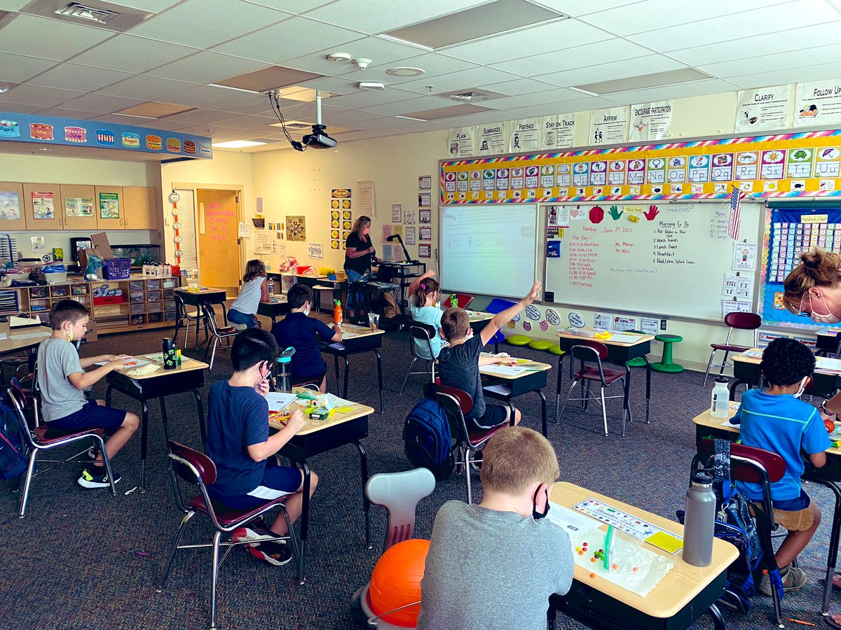 MPSKnightsAP's tweet photo. Amazing first week of Elevate Academy at MPS!! Lots of learning, lots of fun, and lots of great memories being made 💗 @LW_Stevenson1 https://t.co/G5g3iso1s4