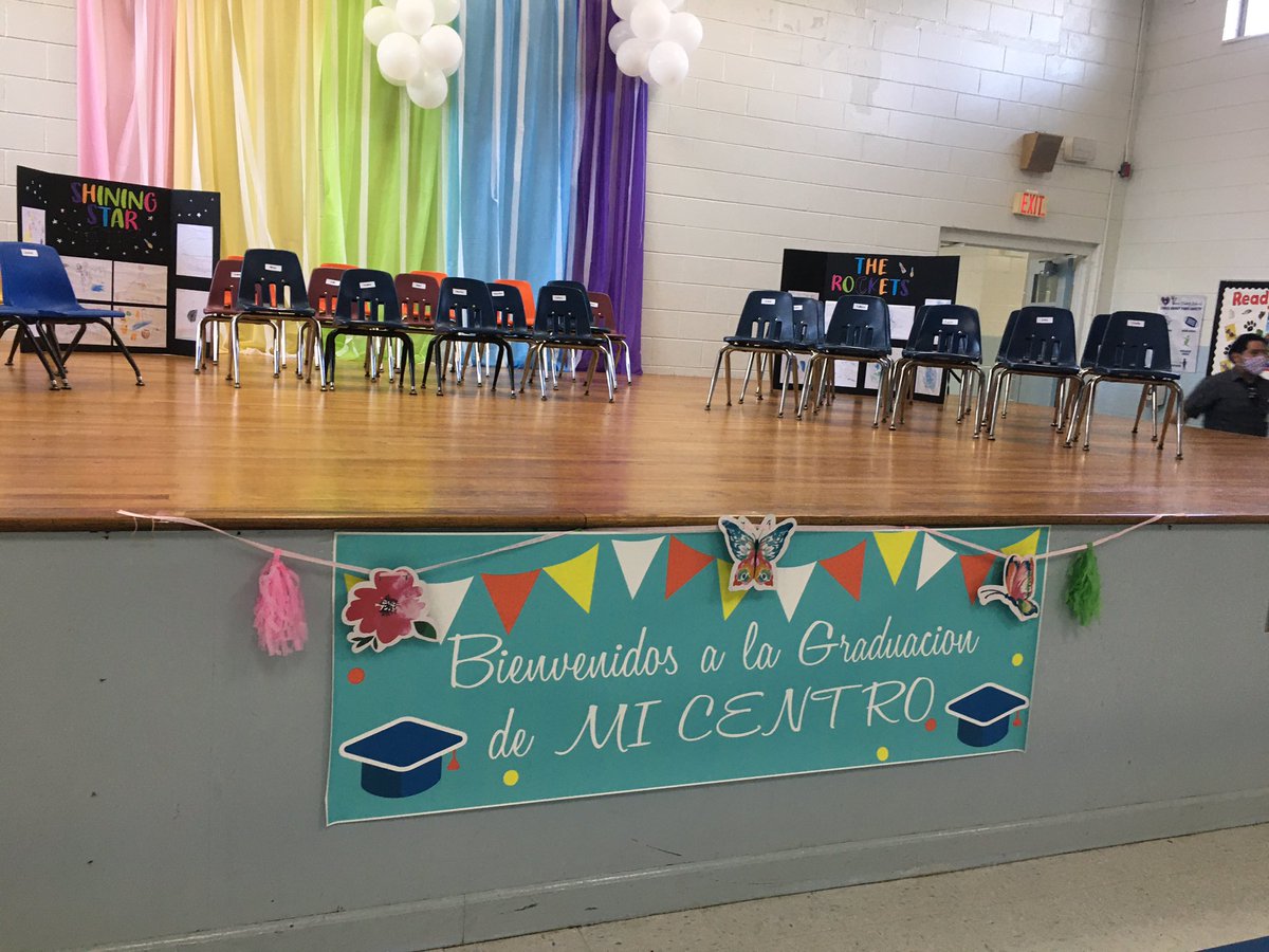 vcs_esl's tweet photo. It's Graduation Day in Mi Centro! #MiCentro https://t.co/fMF4BXkGBe