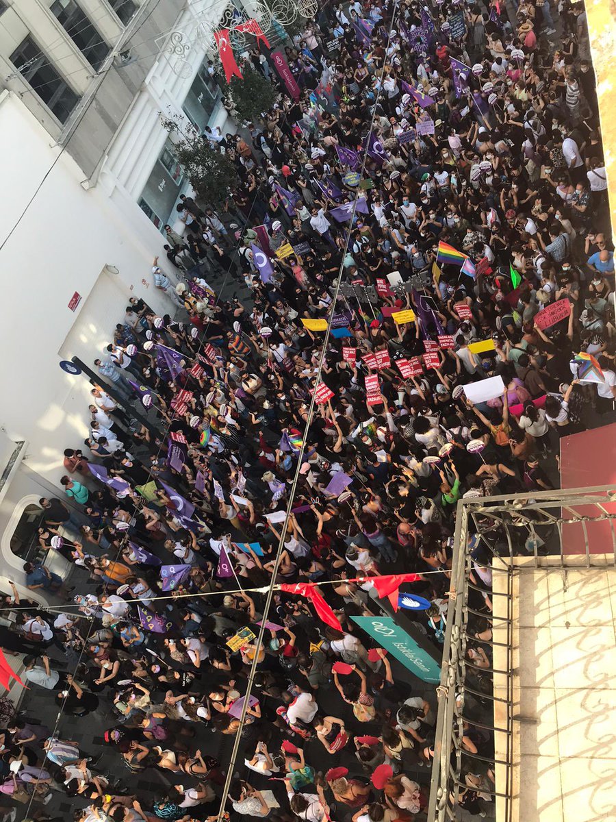 Kadınlar her yerde! Biz bitti semeden birmez 🌟 #1TemmuzdaİsyanVar