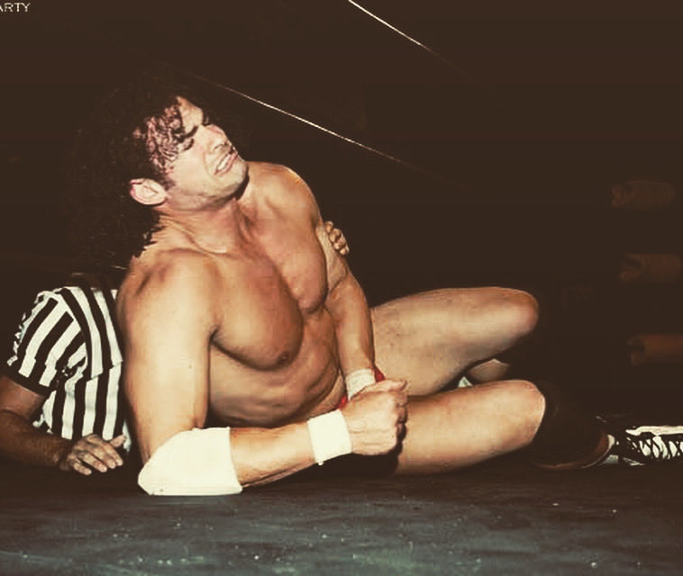 killingpatton's tweet photo. When you realize it’s not Friday, but only Thursday… #prowrestling #pain #thirstythursday #fridaylight #patton https://t.co/w4BzpyIhYP