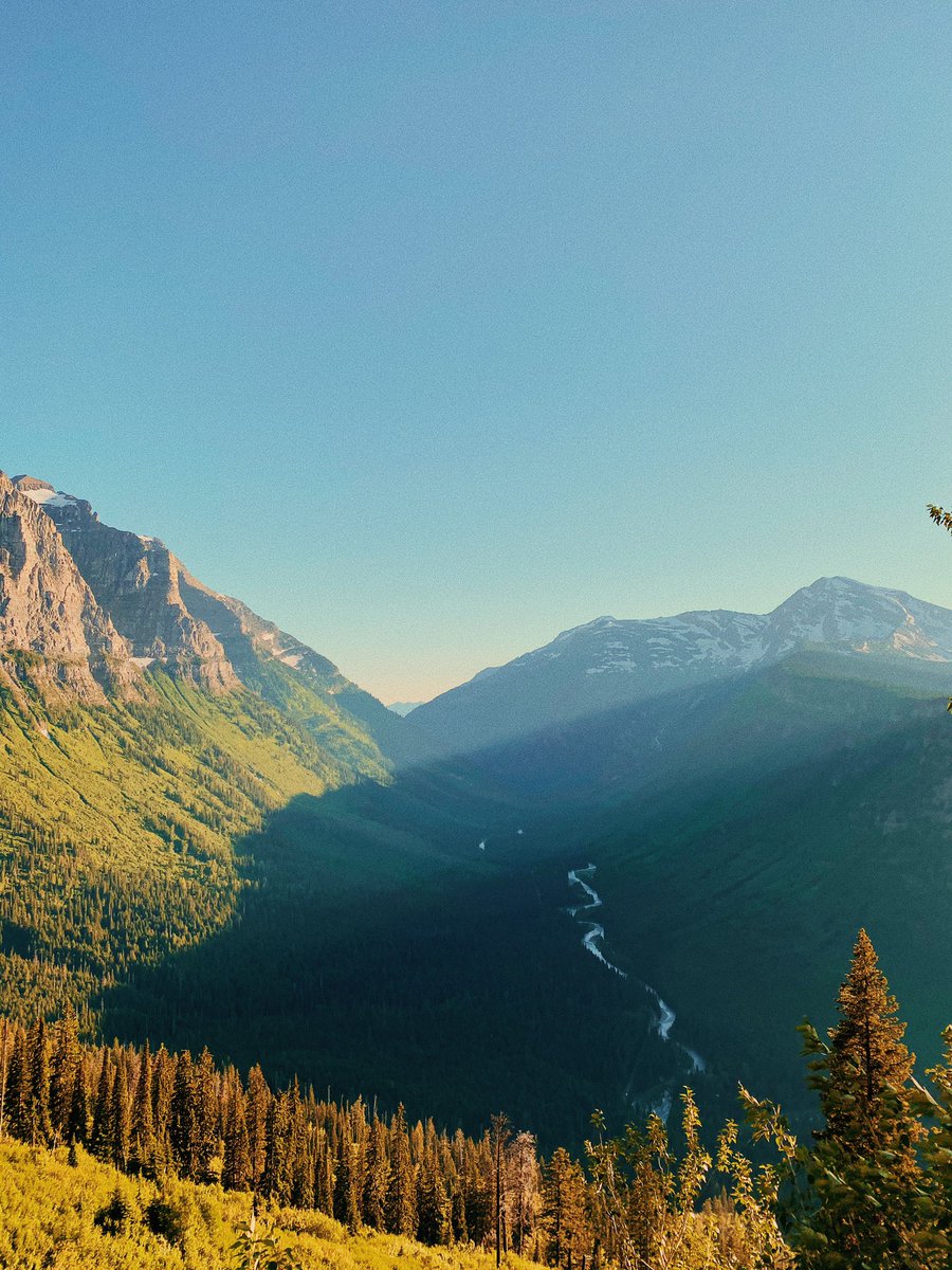 alexxhinson's tweet photo. last night in glacier national park https://t.co/oVsSH7x85Q
