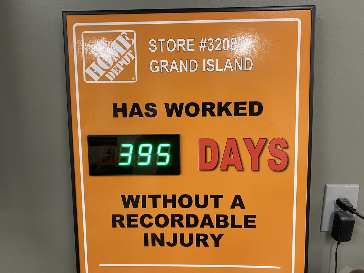 Jim Davis tweet media