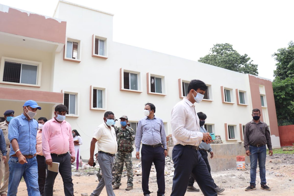 AidegaJh's tweet photo. #DCsir, #DDCsir #EE,NREP.Spec Div. BCD ,BDO,CO and other district level officers visit Aidega Rurban cluster regarding progress of work , Inauguration of "Paudha ropo Pani roko Abhiyan" and given some important instruction for better implementation at our Rurban cluster... https://t.co/dSuQUl8kBM