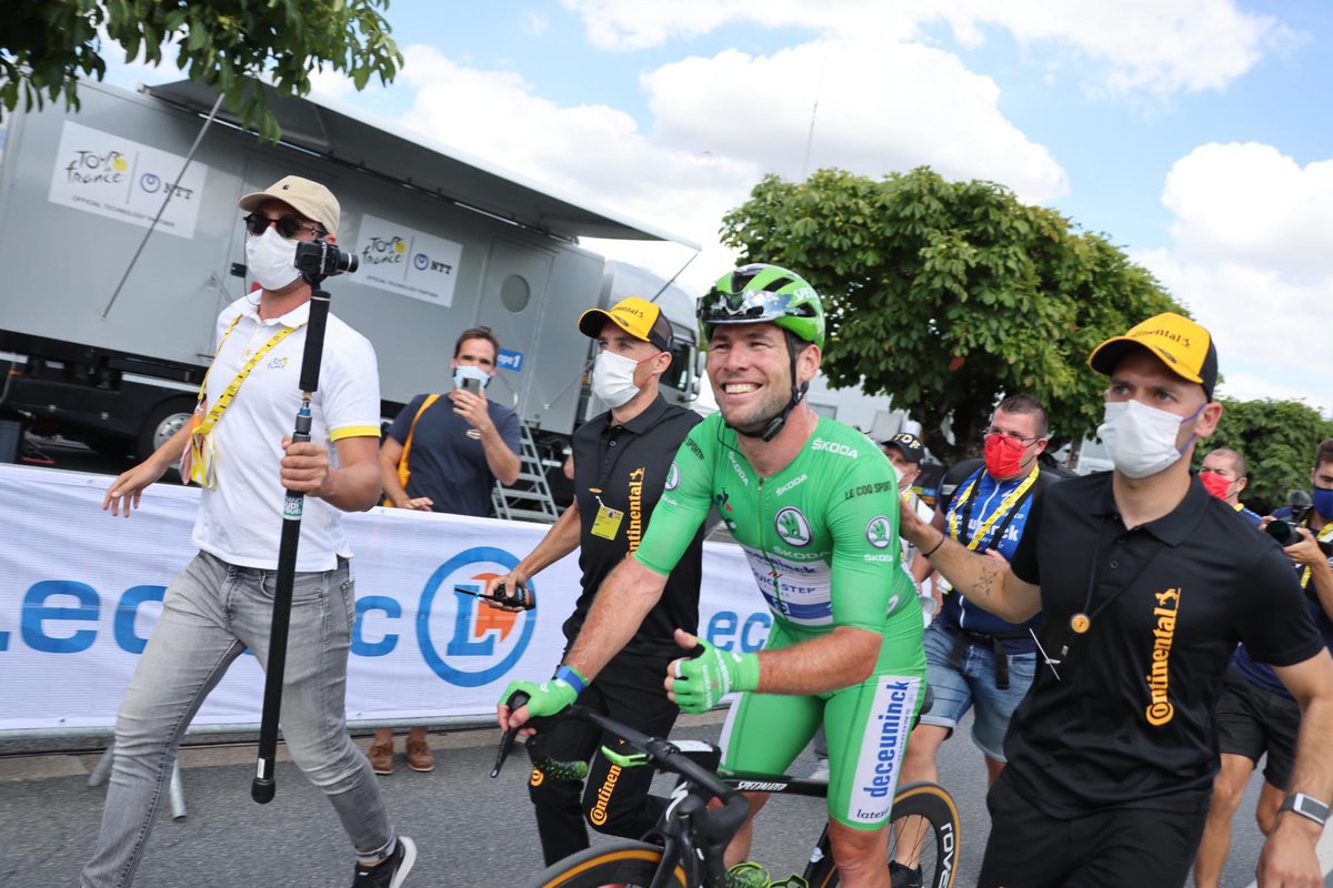 soudalquickstep's tweet image. Follow us and RT this picture for a chance to get a Pro Cycling Manager 2021 game key!