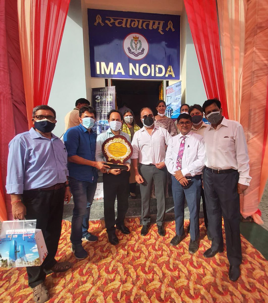 nisharai_ggc's tweet photo. Thanks to #IMANoida for celebrating #DoctorsDay by giving Tribute to Departed souls & recognising efforts of #Hospitals @noidapolice & social organisation #NOFAA Team today got felicitated for its Continued efforts for maximum #VaccinationDrive in High Rise Societies of #GBN https://t.co/cJxXYjISWW