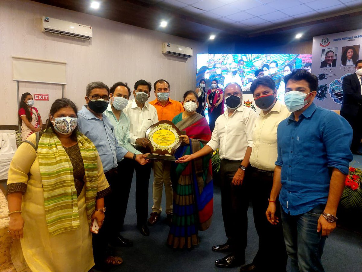nisharai_ggc's tweet photo. Thanks to #IMANoida for celebrating #DoctorsDay by giving Tribute to Departed souls & recognising efforts of #Hospitals @noidapolice & social organisation #NOFAA Team today got felicitated for its Continued efforts for maximum #VaccinationDrive in High Rise Societies of #GBN https://t.co/cJxXYjISWW
